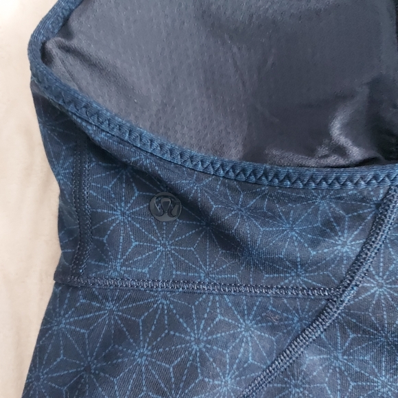 Lululemon Power Up Tank II in Sashiko Star Inkwell Rugged Blue Size 6 - Picture 6 of 6